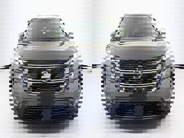 Certified 2026 Nissan Rogue SV image 2