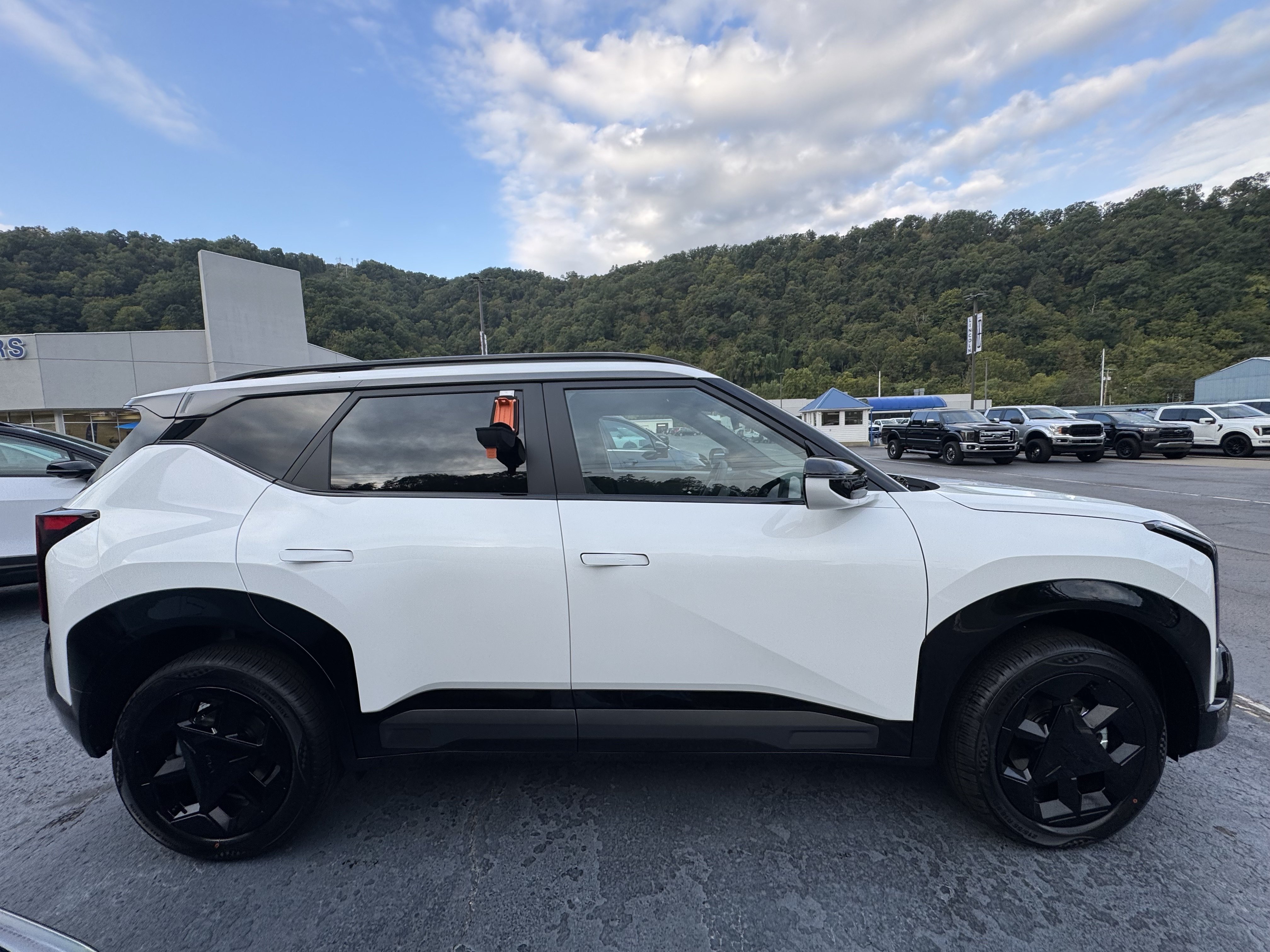 New 2027 Kia Seltos X-Line S AWD/4WD image 8