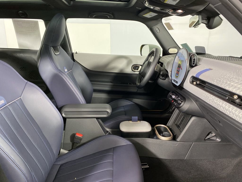 Certified 2025 MINI Cooper S FWD image 23