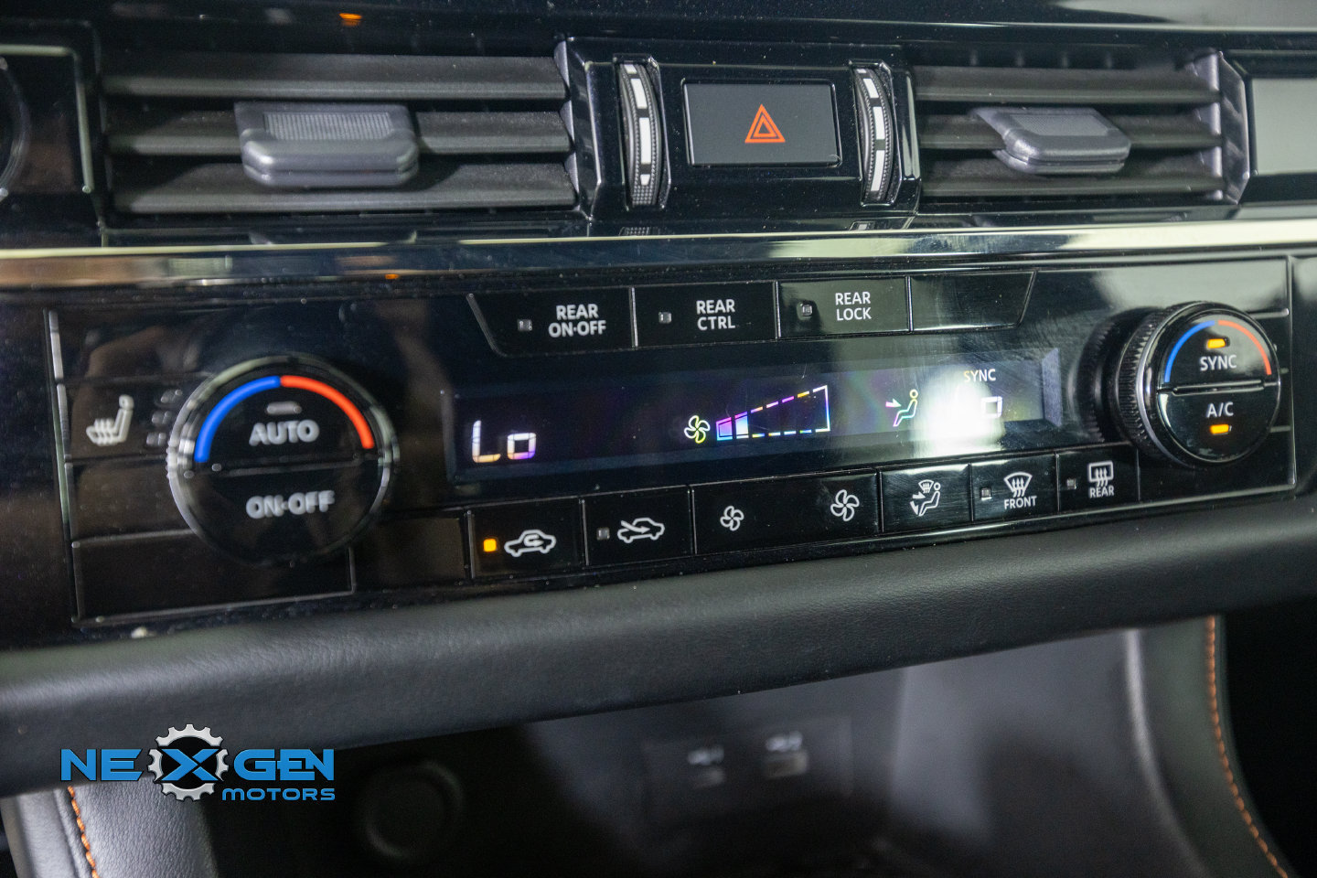 Used 2023 Nissan Pathfinder Rock Creek AWD/4WD image 22