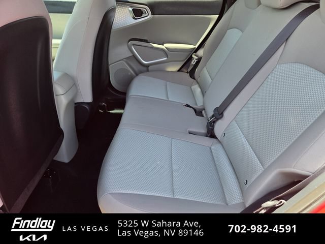 Used 2023 Kia Soul LX w/ LX Technology Package FWD image 13