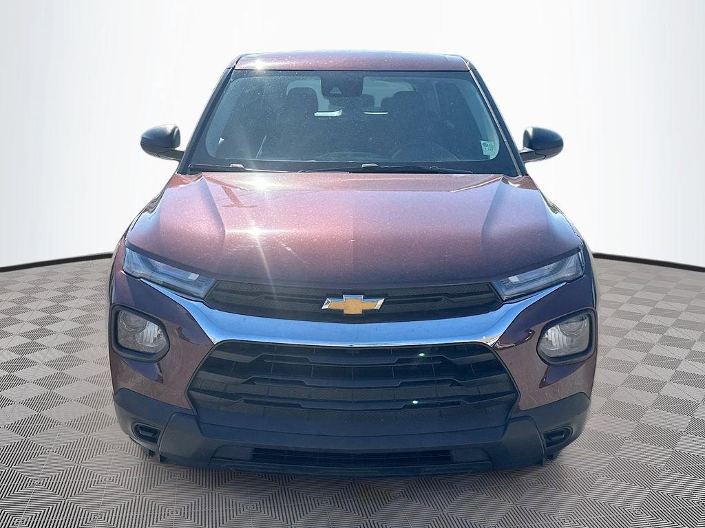 Used 2023 Chevrolet TrailBlazer LS image 2