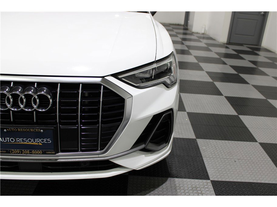 Used 2024 Audi Q3 2.0T Premium image 8