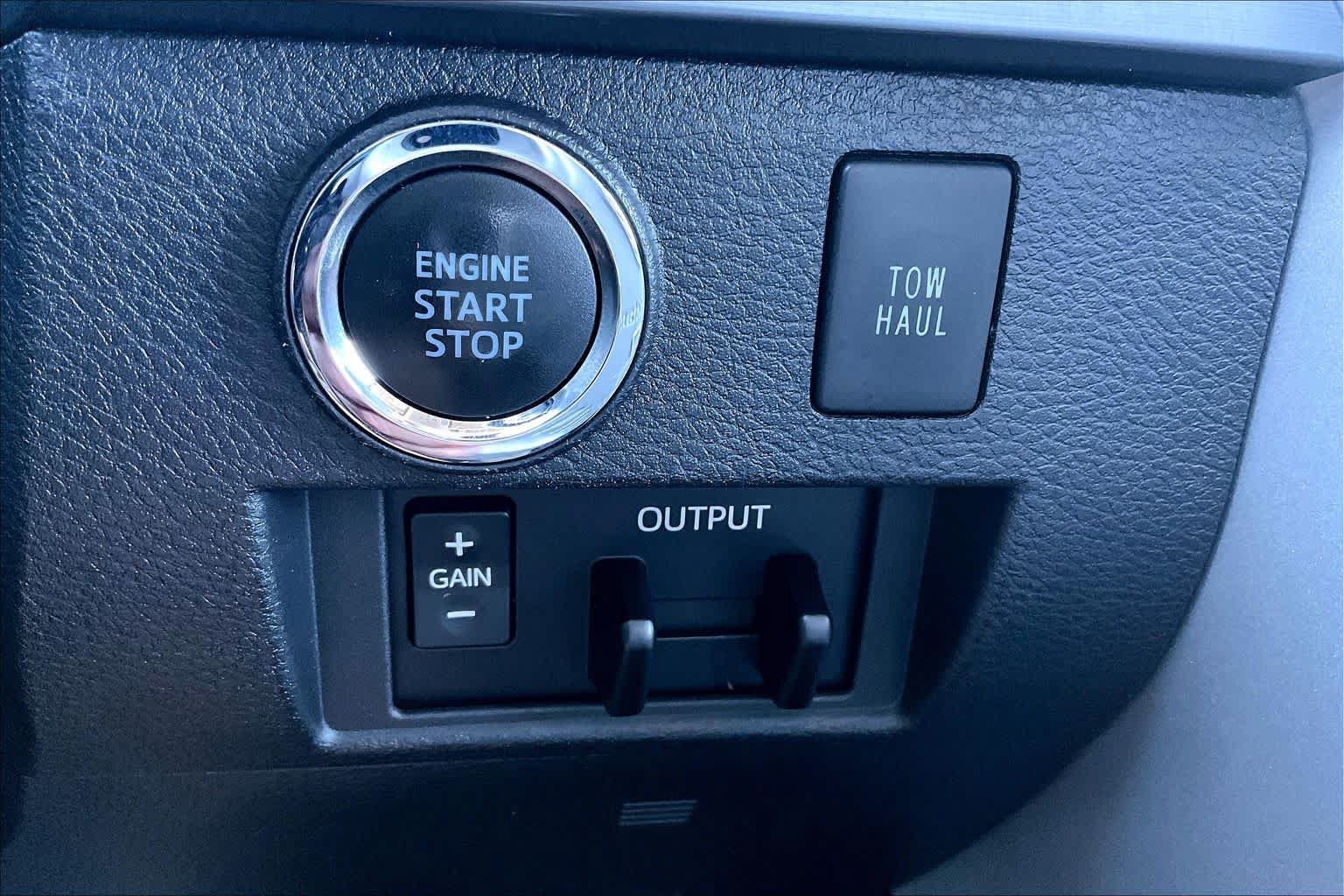 Used 2020 Toyota Tundra TRD Pro AWD/4WD image 34