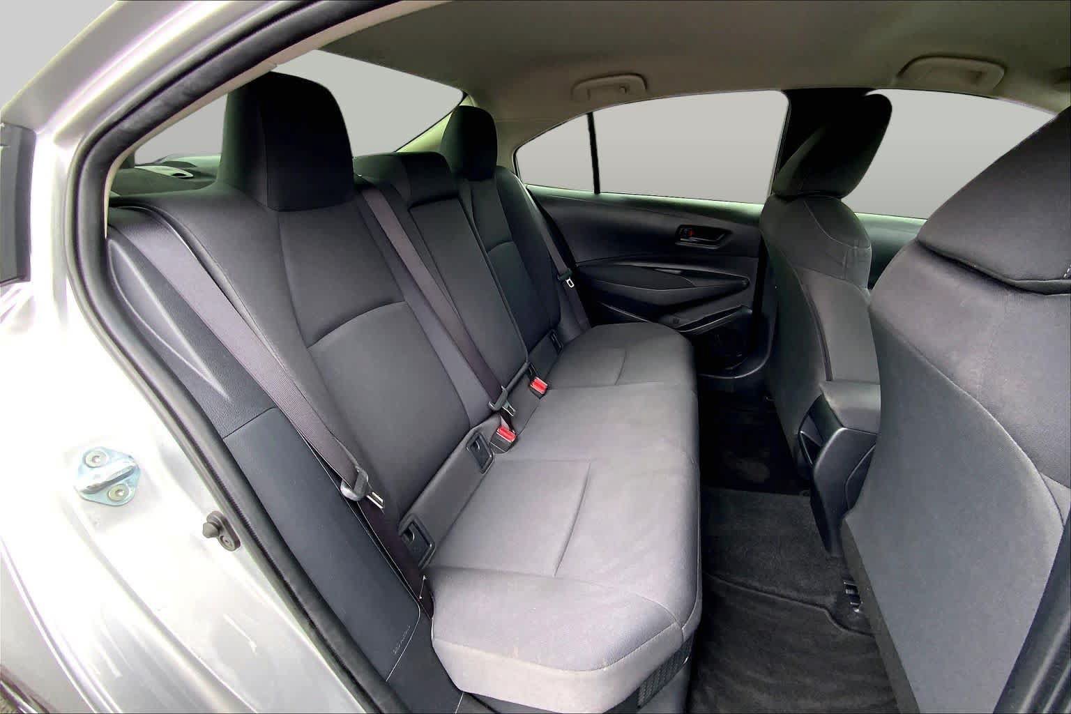 Used 2022 Toyota Corolla LE FWD image 20