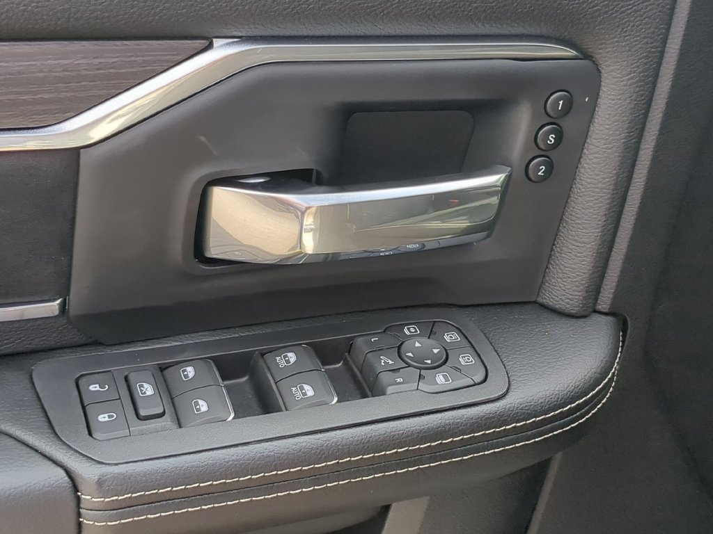 New 2026 RAM 2500 Laramie w/ Night Edition AWD/4WD image 14