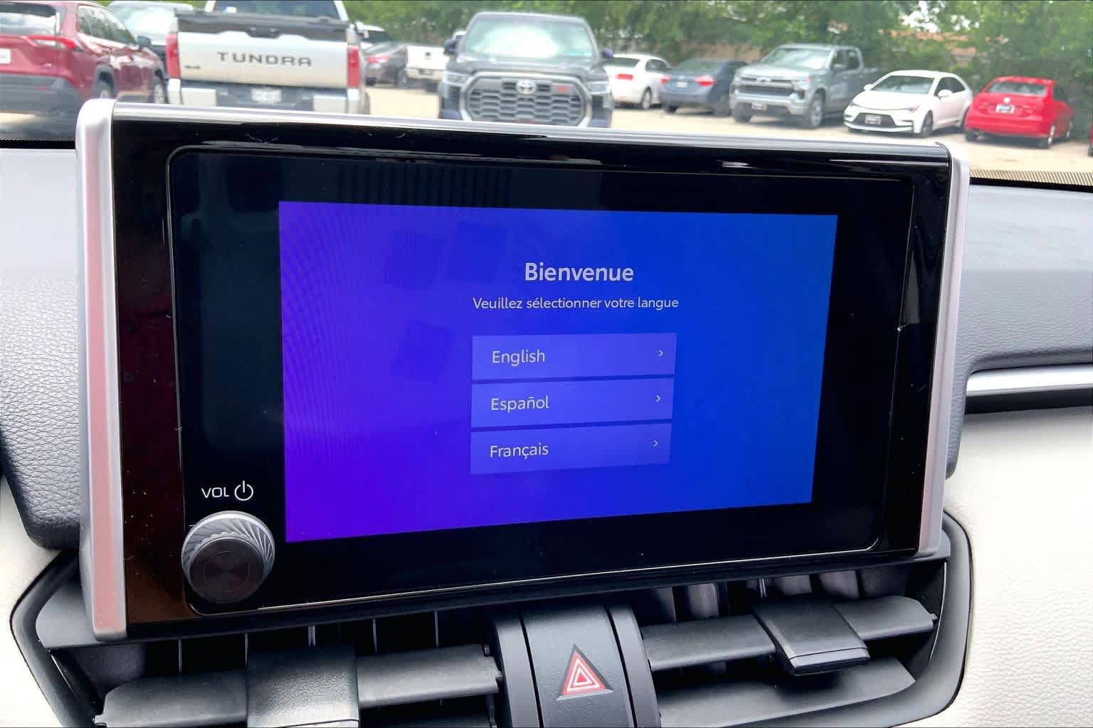 Used 2025 Toyota RAV4 XLE w/ Convenience Package FWD image 32