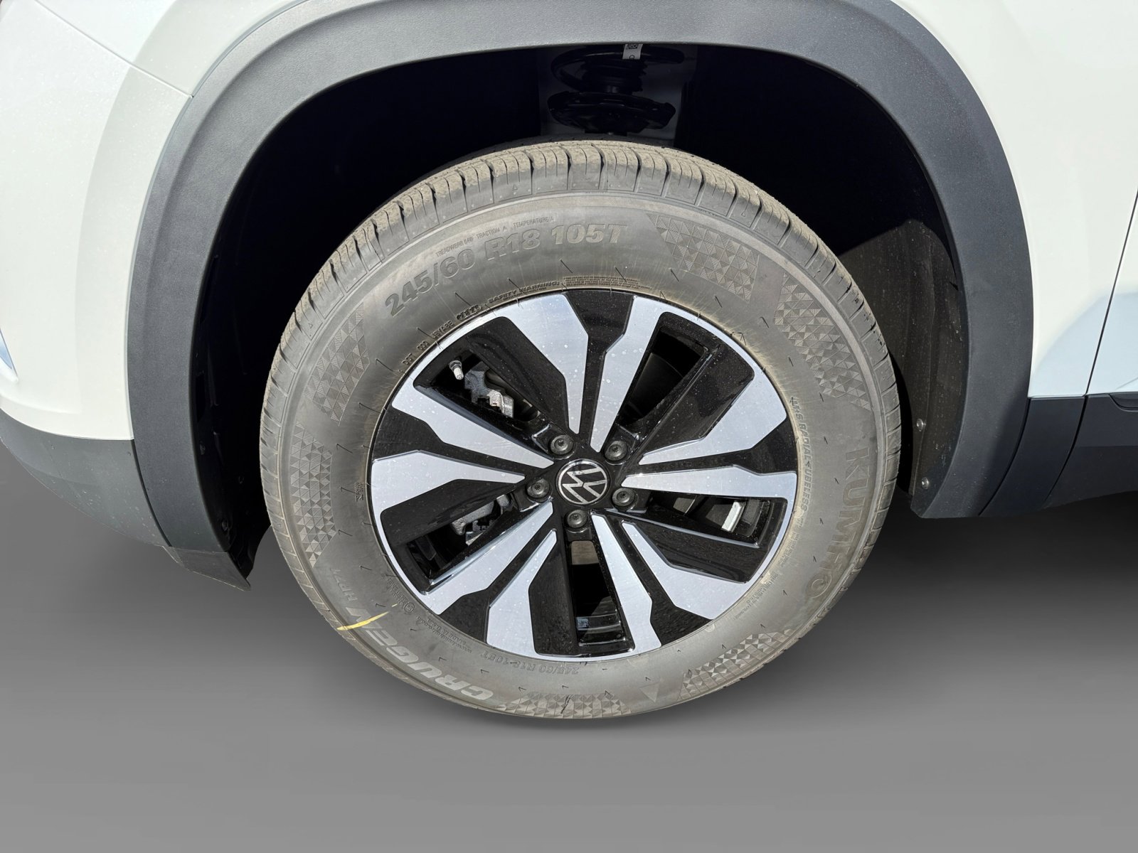 New 2026 Volkswagen Atlas SE image 9