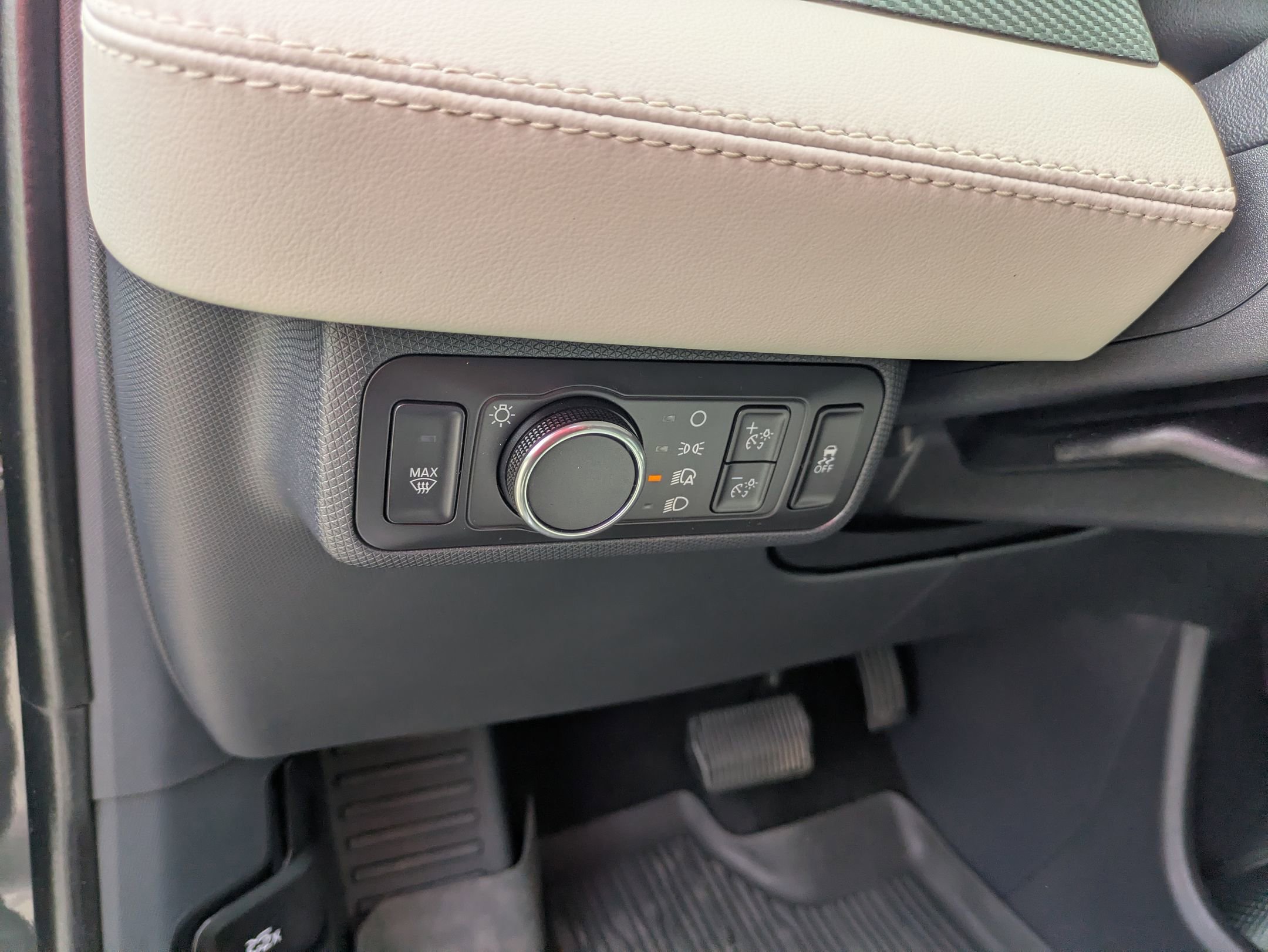 Certified 2022 Ford Mustang Mach-E Premium AWD/4WD image 17