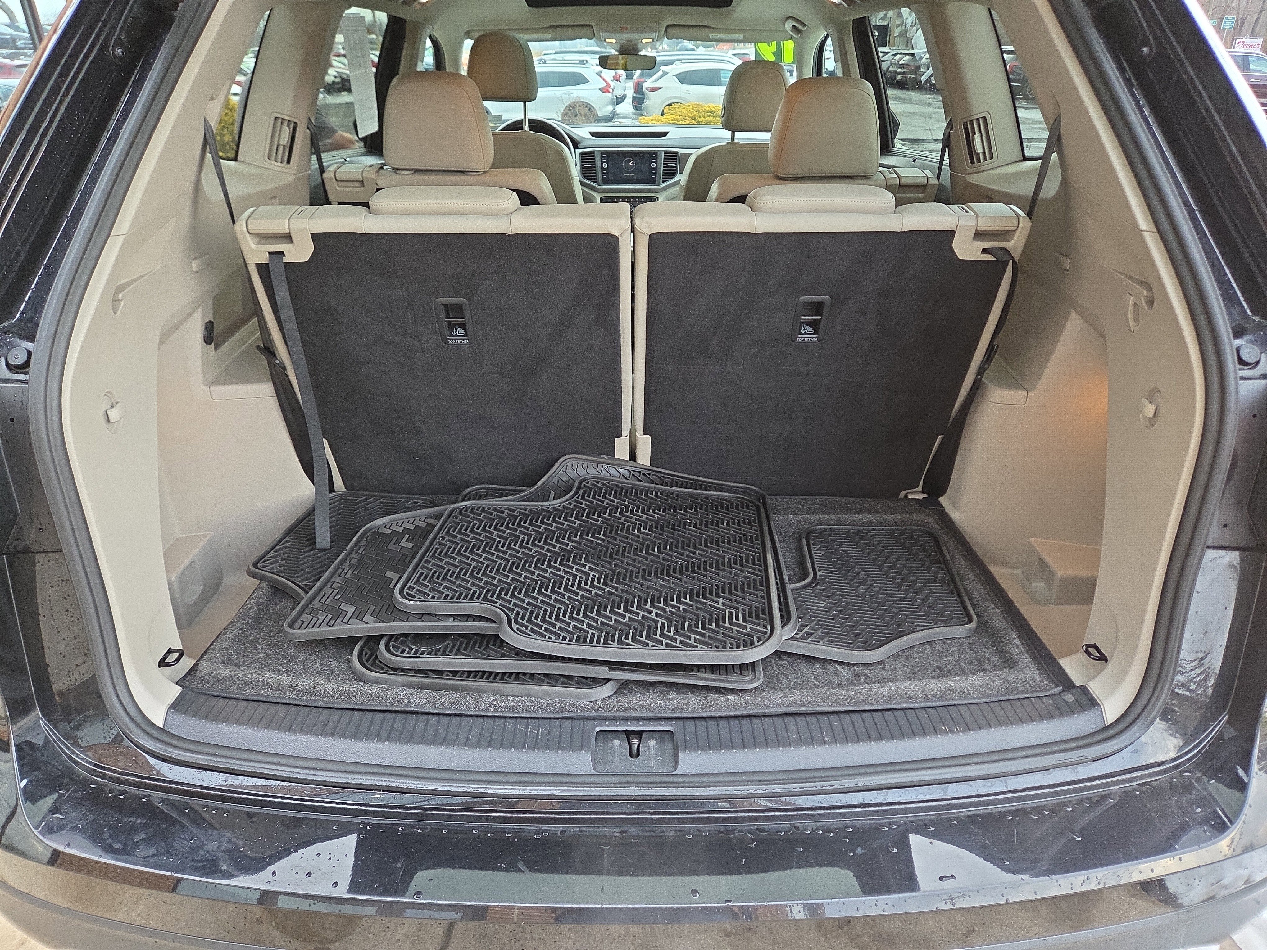 Used 2019 Volkswagen Atlas SE w/ Panoramic Sunroof Package image 5