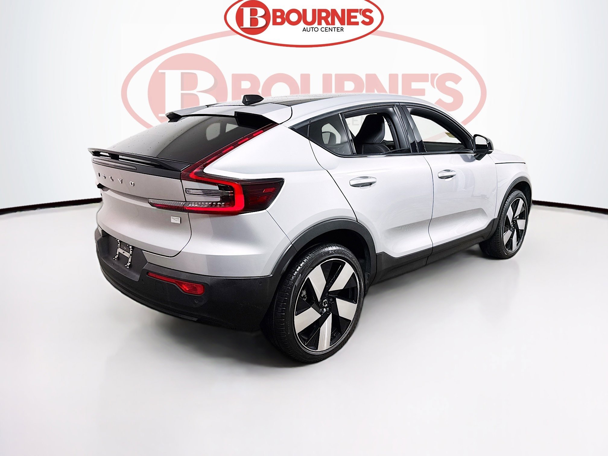 Used 2023 Volvo C40 P8 Recharge Ultimate AWD/4WD image 12
