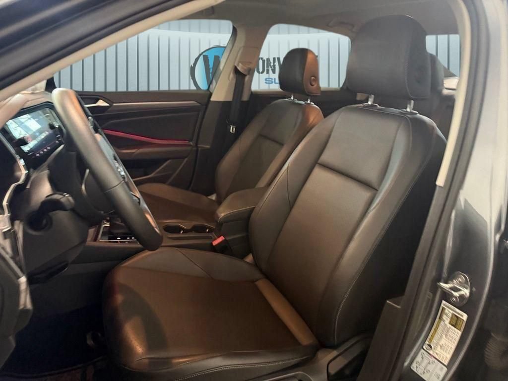 Used 2020 Volkswagen Jetta SEL FWD image 21