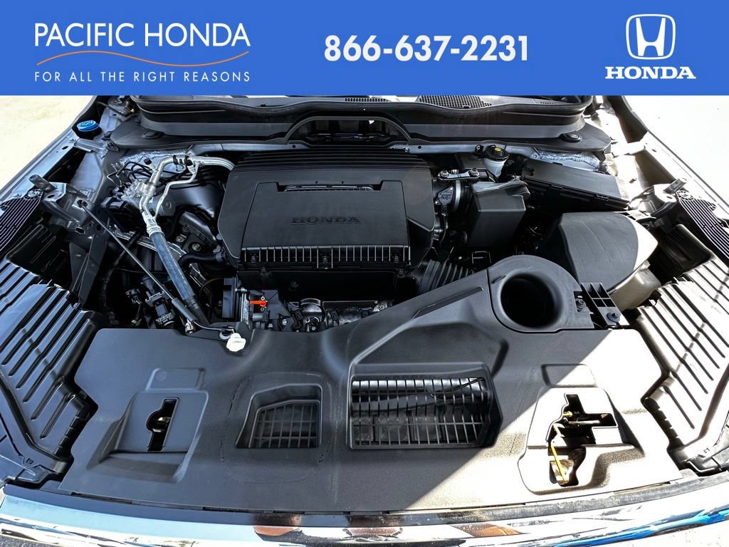 Used 2023 Honda Pilot Touring image 15