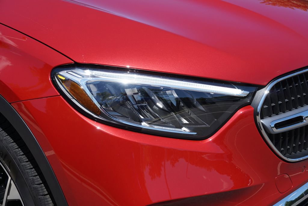 New 2026 Mercedes-Benz GLC 350e 4MATIC image 10