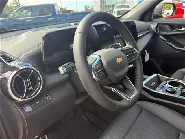 New 2026 Chevrolet Equinox LT w/ Convenience Package II image 2