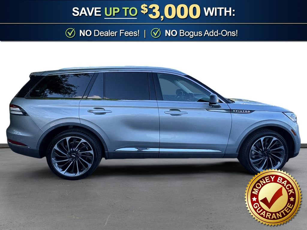 Used 2021 Lincoln Aviator Reserve w/ Equipment Group 202A image 8