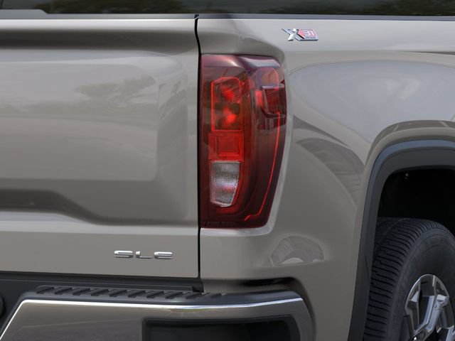 New 2026 GMC Sierra 1500 SLE w/ X31 Off-Road Package AWD/4WD image 11