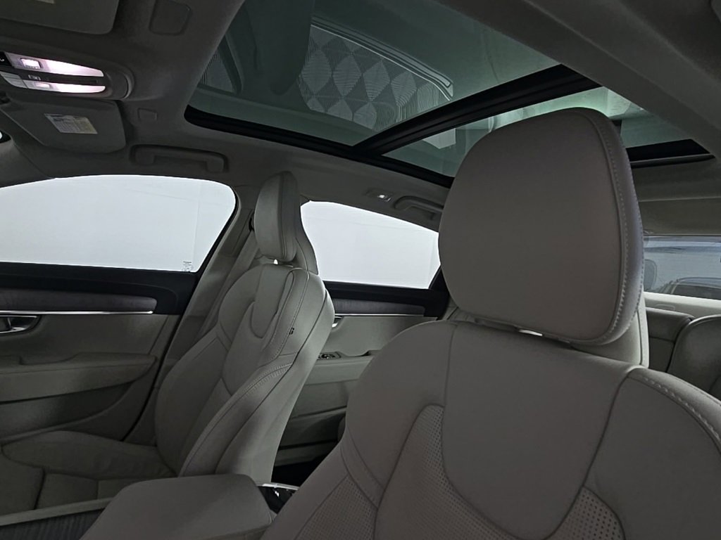 Certified 2023 Volvo S90 B6 Ultimate image 17