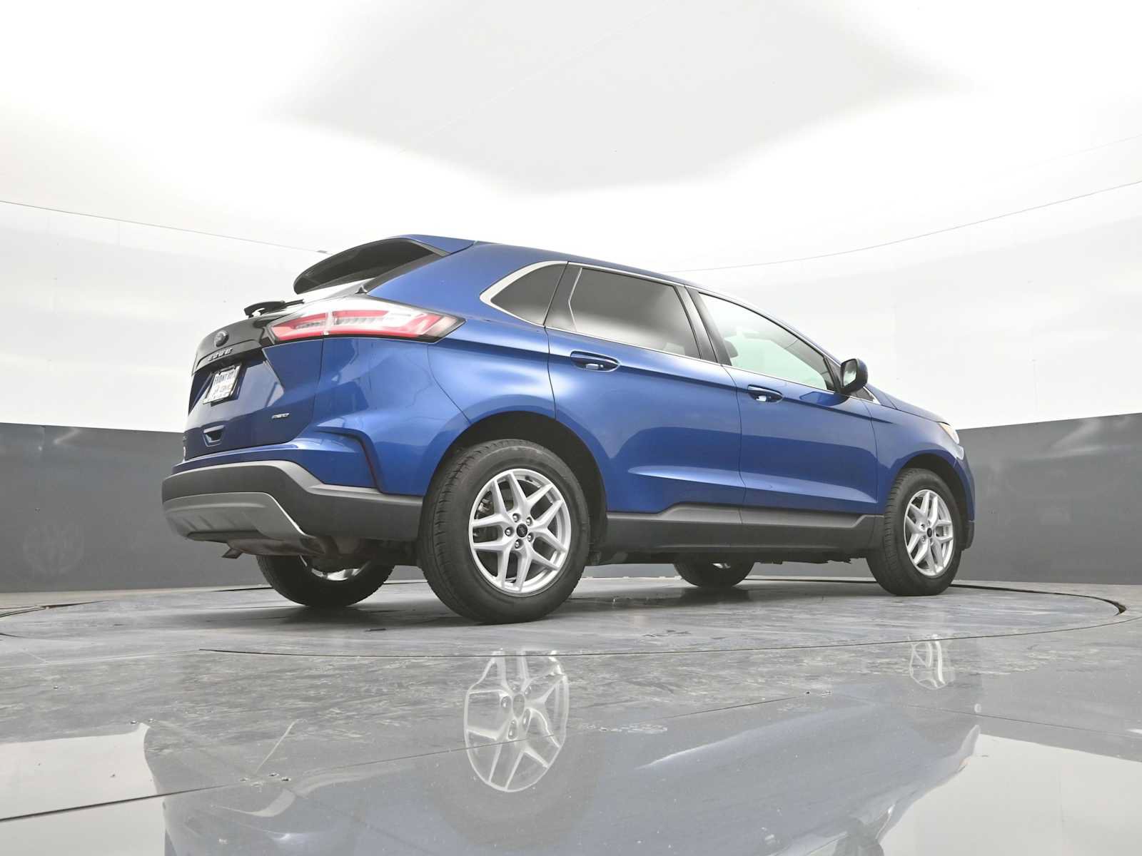 Used 2024 Ford Edge SEL AWD/4WD image 39