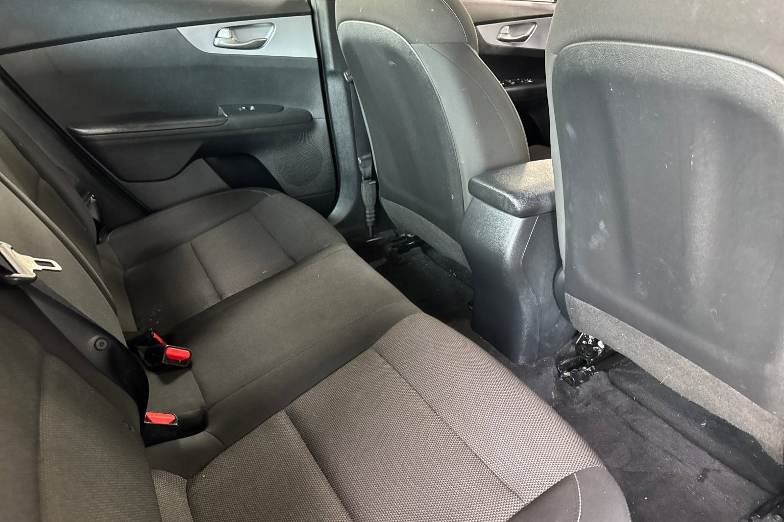 Used 2022 Kia Forte LXS FWD image 30