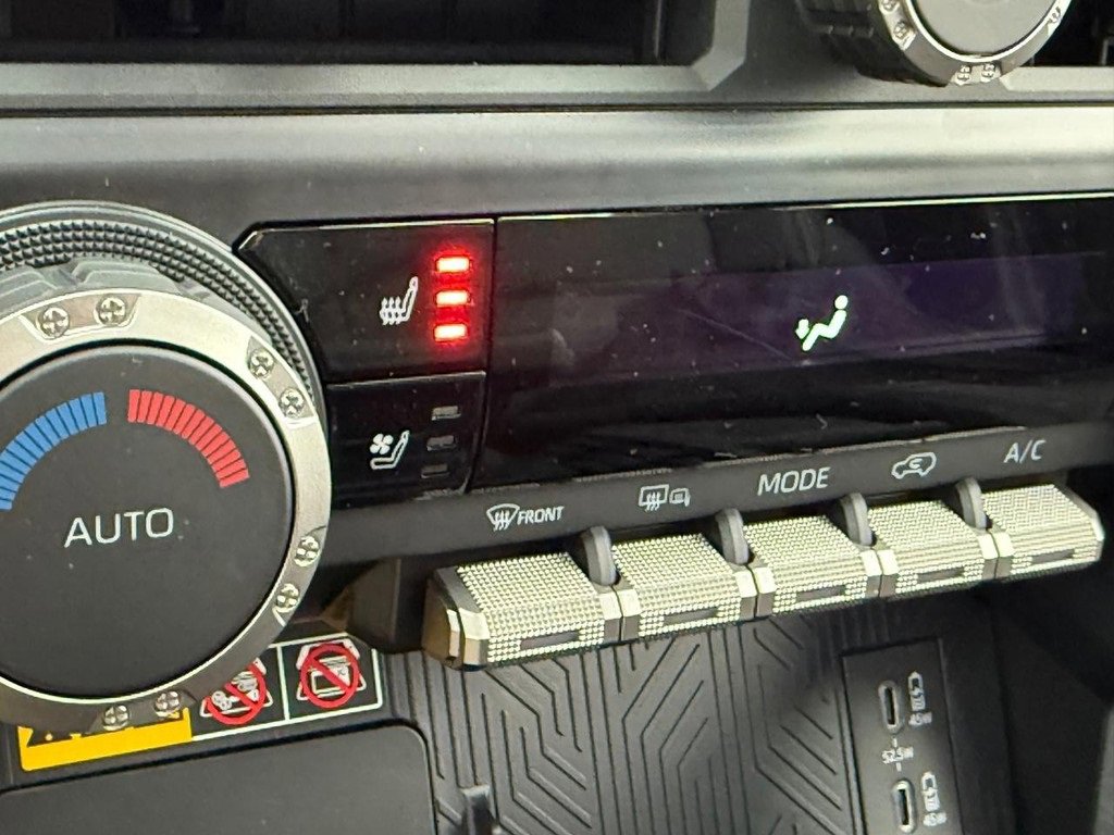 Used 2025 Toyota 4Runner TRD Off-Road Premium image 23