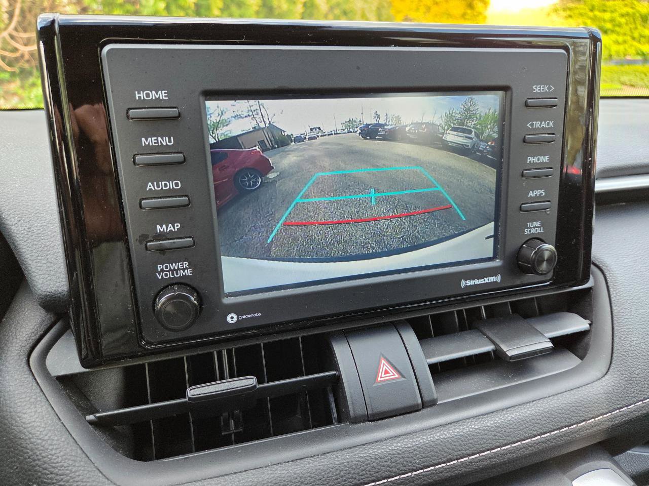 Used 2021 Toyota RAV4 LE AWD/4WD image 20