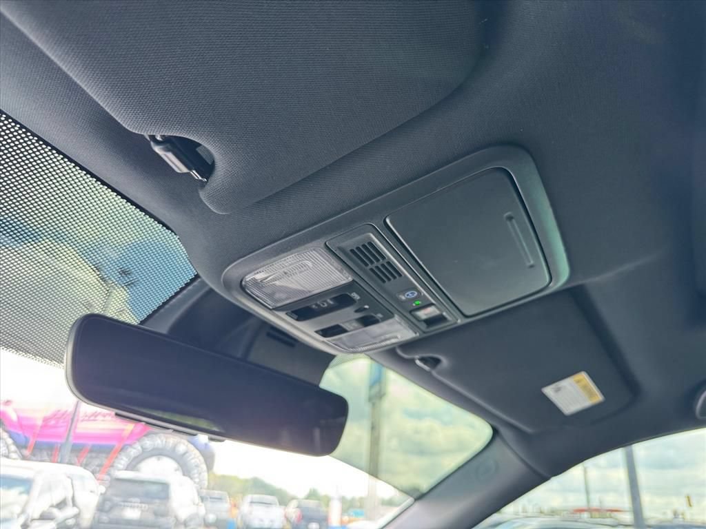 Used 2025 Honda Passport Black Edition image 26