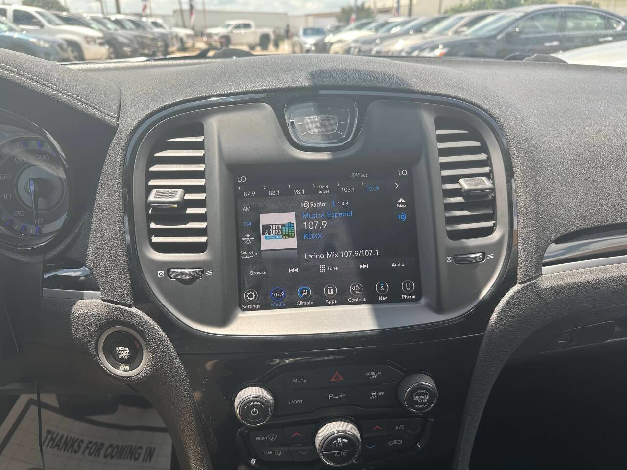 Used 2018 Chrysler 300 S w/ 300S Premium Group RWD image 18