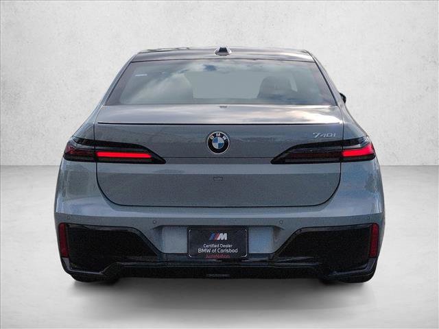 New 2026 BMW 740i image 7