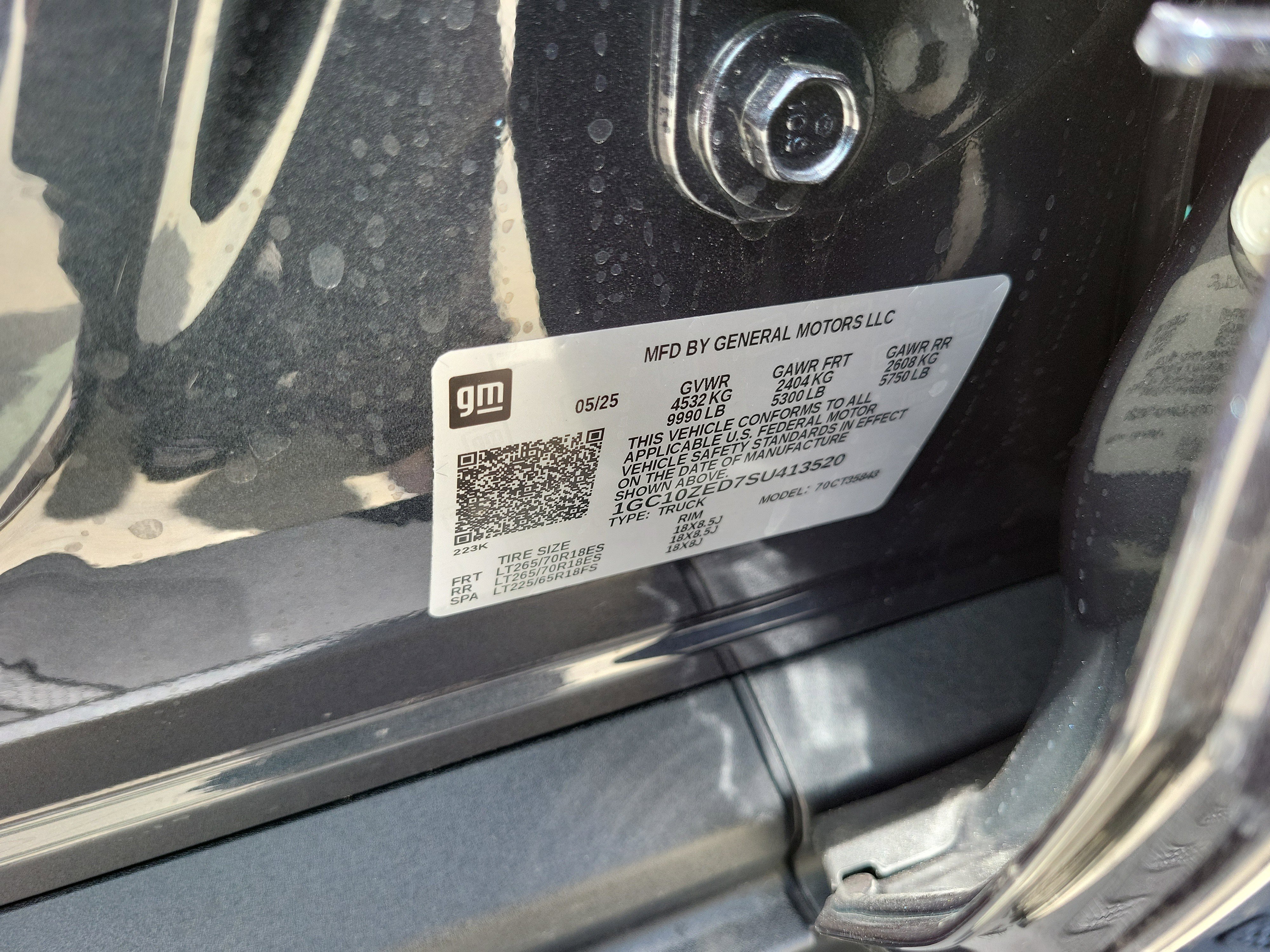 New 2025 Chevrolet Silverado EV LT image 21