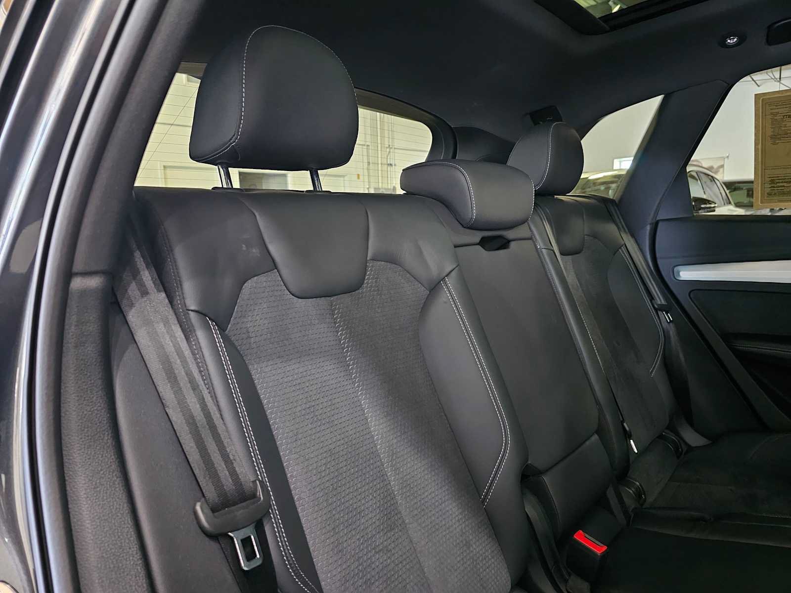 Used 2023 Audi Q5 e Premium Plus w/ Premium Plus Package AWD/4WD image 13