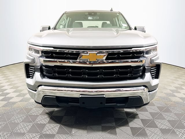 Used 2025 Chevrolet Silverado 1500 LT RWD image 3