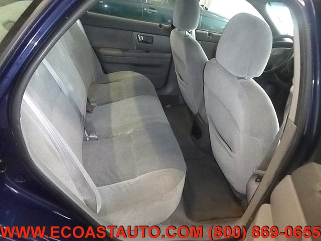 Used 2001 Ford Taurus SE image 12