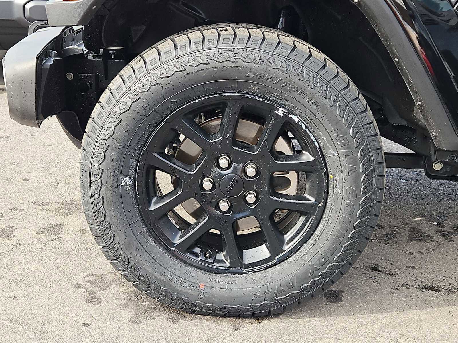 Used 2023 Jeep Gladiator Overland image 13