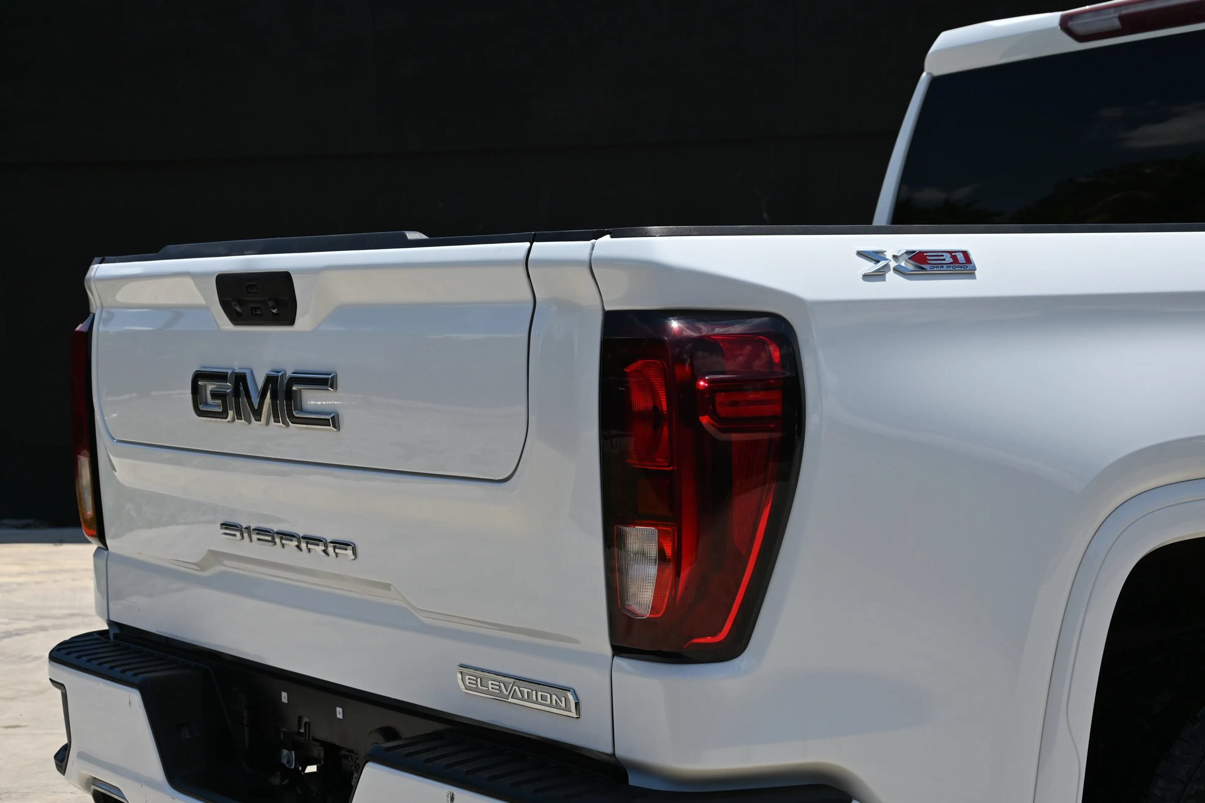 Used 2021 GMC Sierra 1500 Elevation AWD/4WD image 9