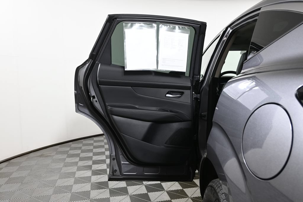 Used 2025 Nissan Murano SL AWD/4WD image 31