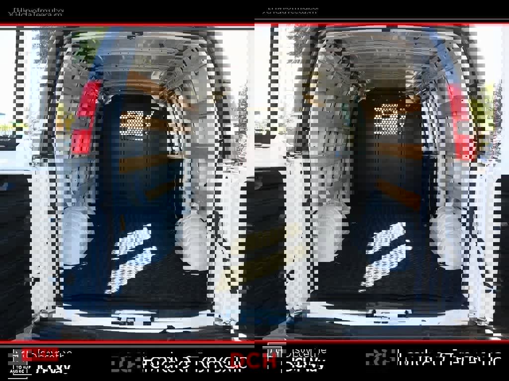 Used 2024 GMC Savana 2500 w/ Driver Convenience Package image 22