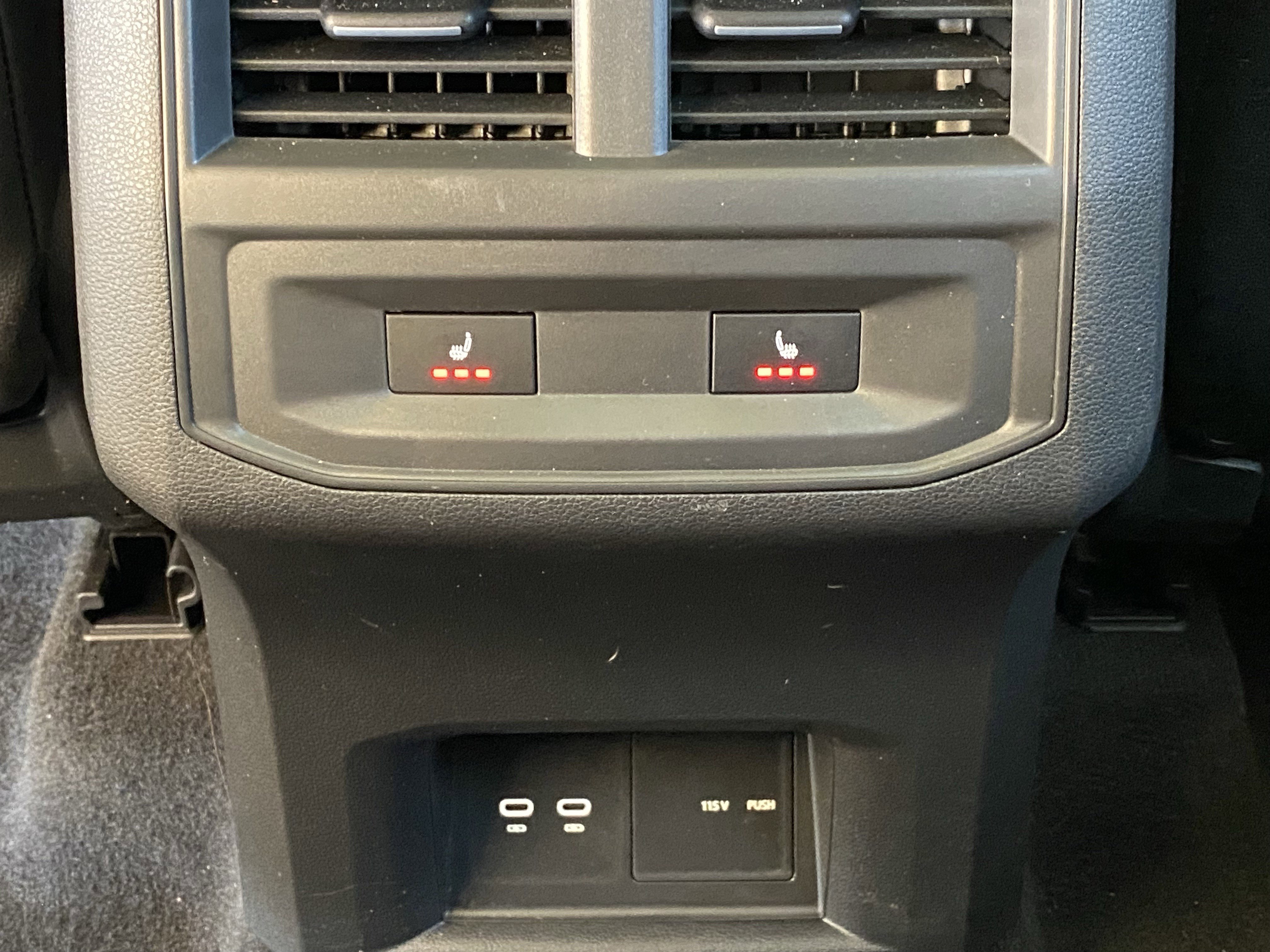 Certified 2023 Volkswagen Atlas Cross Sport SEL Premium R-Line AWD/4WD image 43