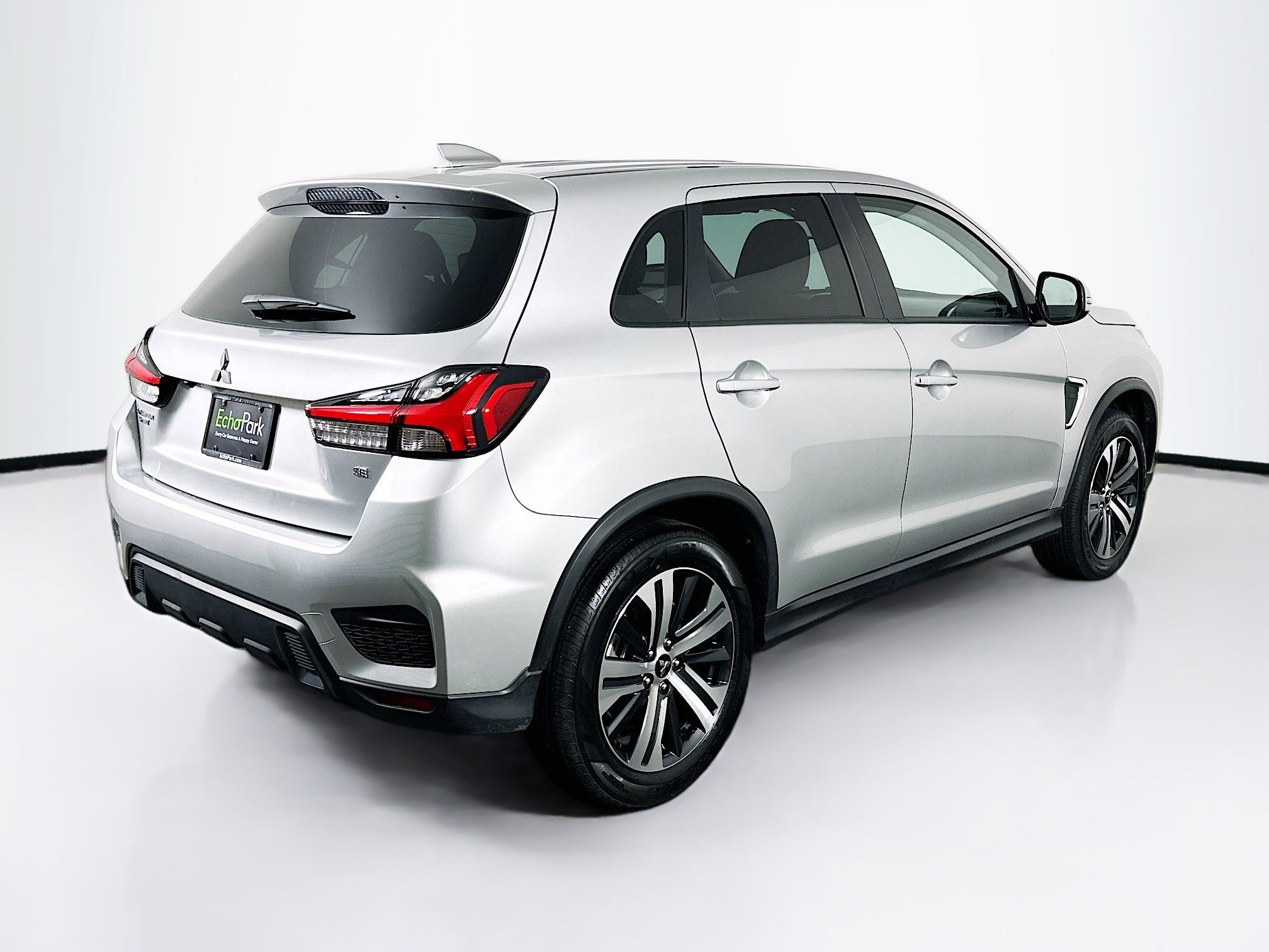 Used 2025 Mitsubishi Outlander Sport SE image 9