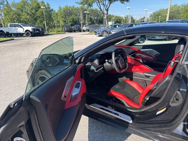 Used 2025 Chevrolet Corvette Stingray Preferred Cpe w/ Z51 Performance Package RWD image 13