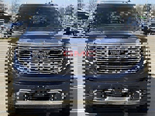 Used 2023 GMC Sierra 1500 Denali image 8