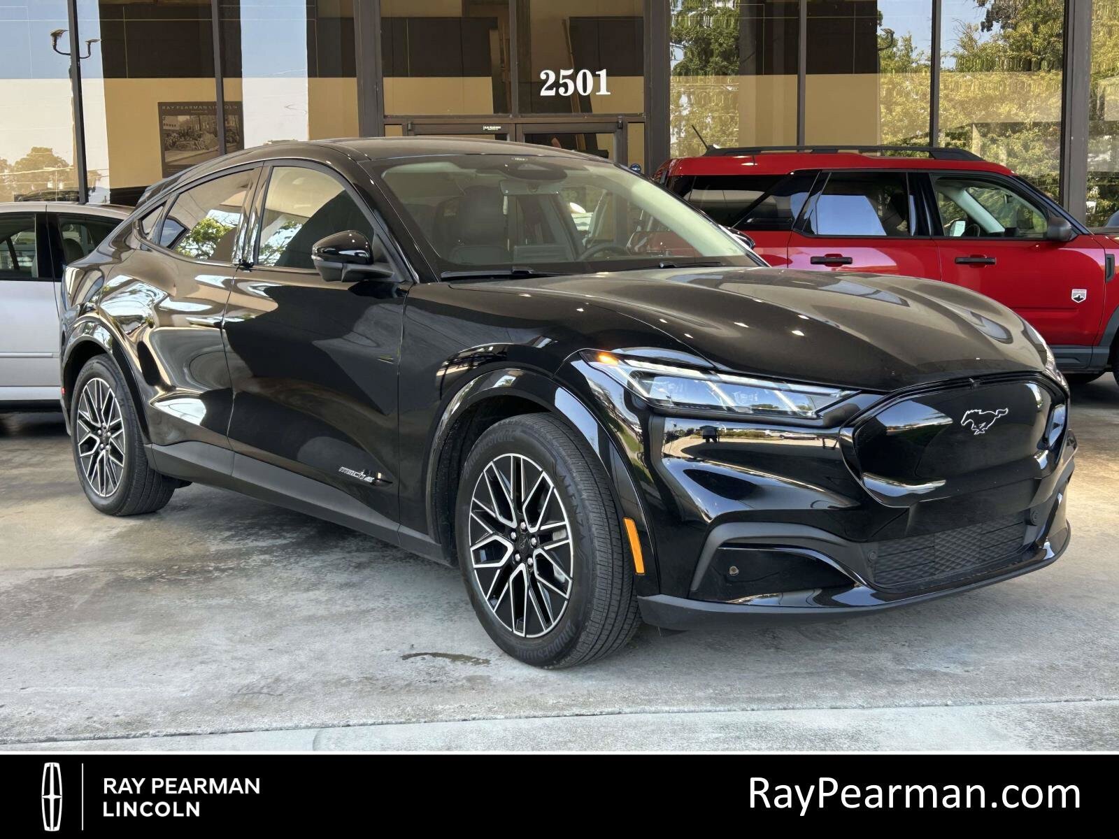 Used 2025 Ford Mustang Mach-E Premium RWD image 1