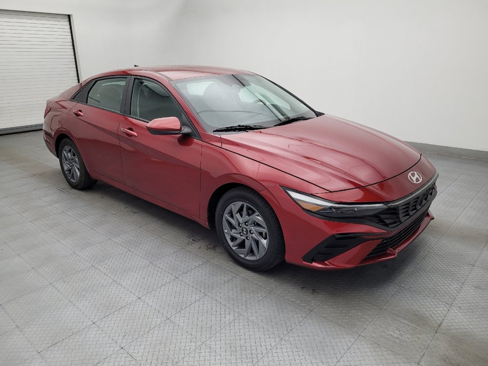 Used 2024 Hyundai Elantra SEL FWD image 11