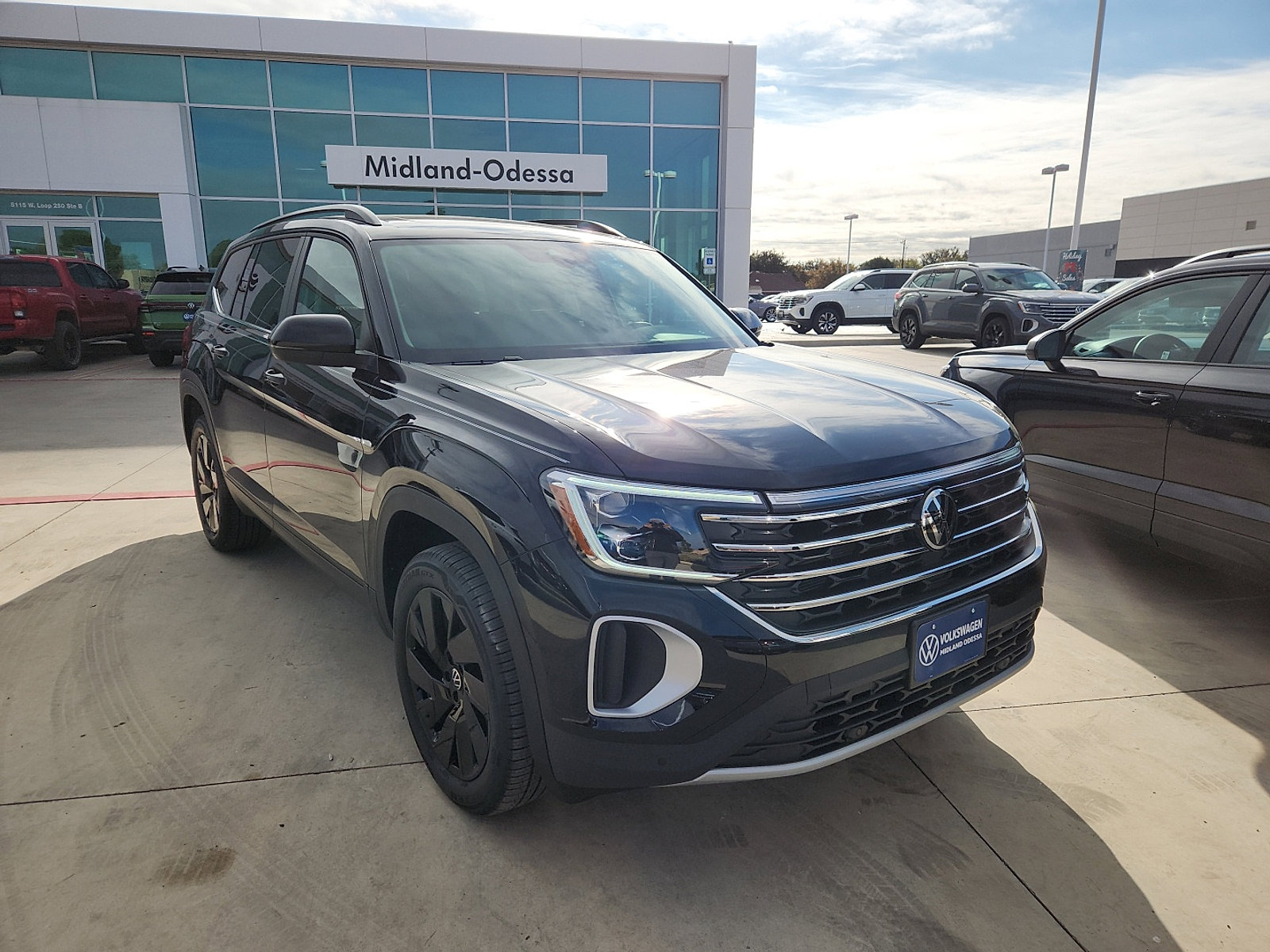 New 2026 Volkswagen Atlas SE