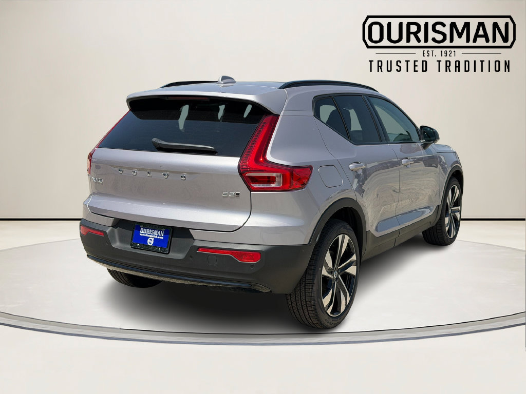 New 2026 Volvo XC40 B5 Plus w/ Climate Package AWD/4WD image 3