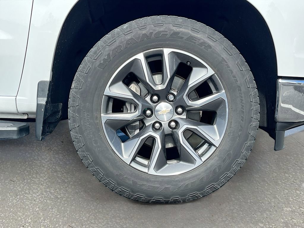 Used 2022 Chevrolet Silverado 1500 LT w/ All Star Edition Plus image 29
