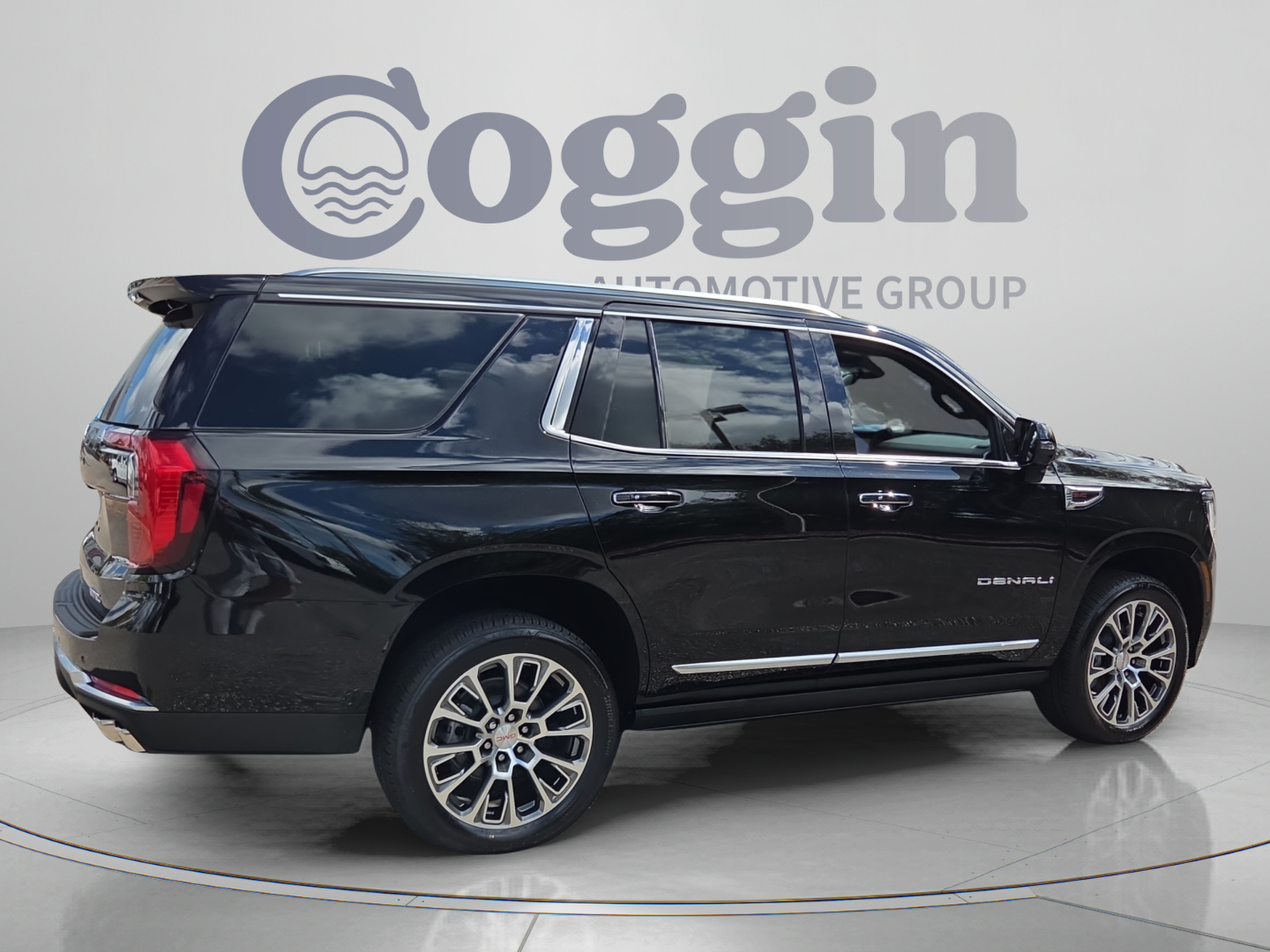 New 2026 GMC Yukon Denali w/ Denali Reserve Package RWD image 5