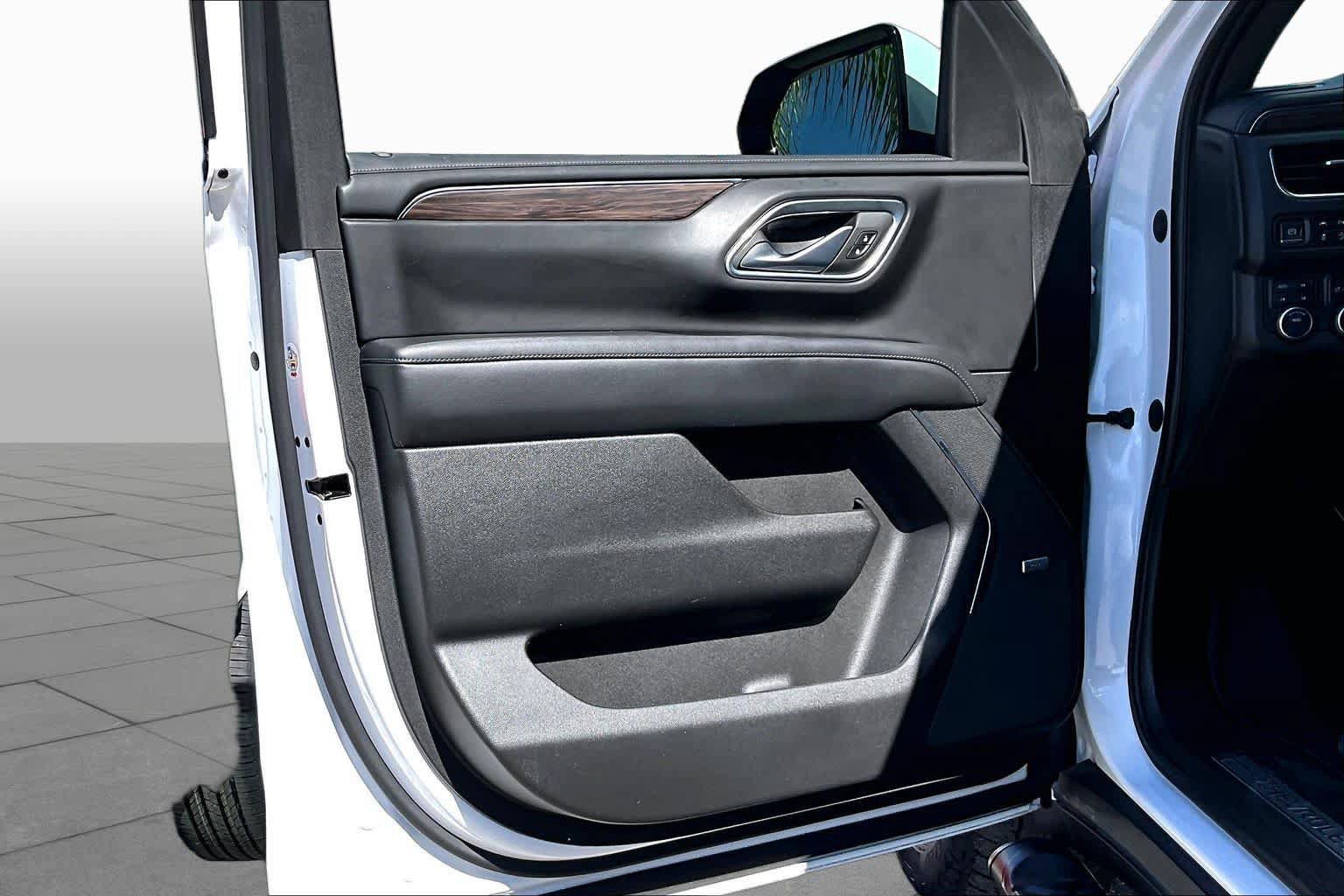 Used 2023 Chevrolet Tahoe Z71 AWD/4WD image 26
