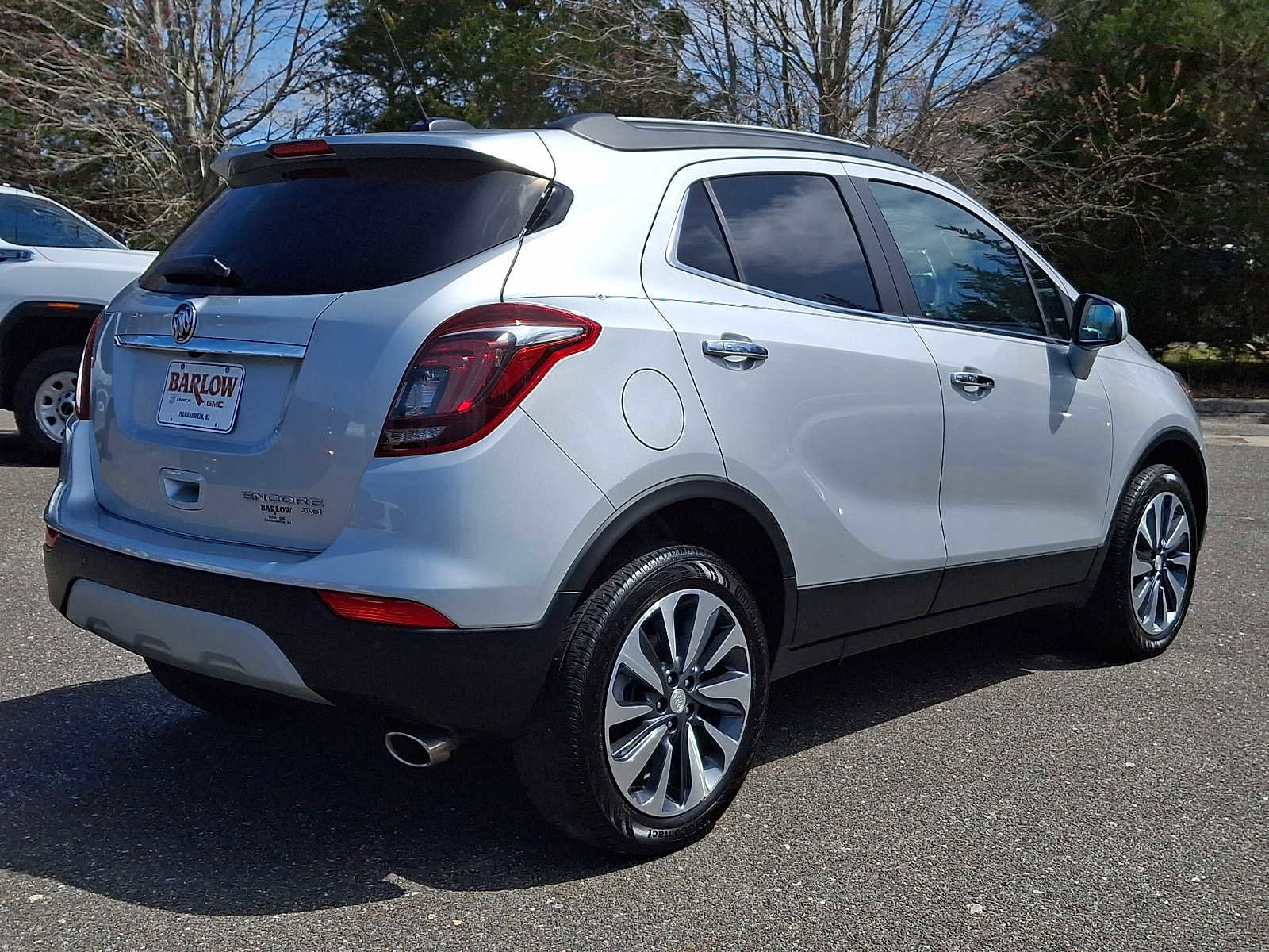 Certified 2022 Buick Encore Preferred w/ Safety Package II image 6