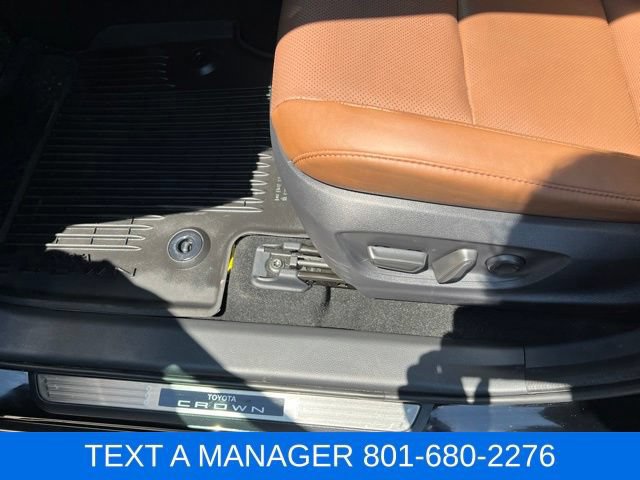 Used 2025 Toyota Crown Signia AWD/4WD image 20